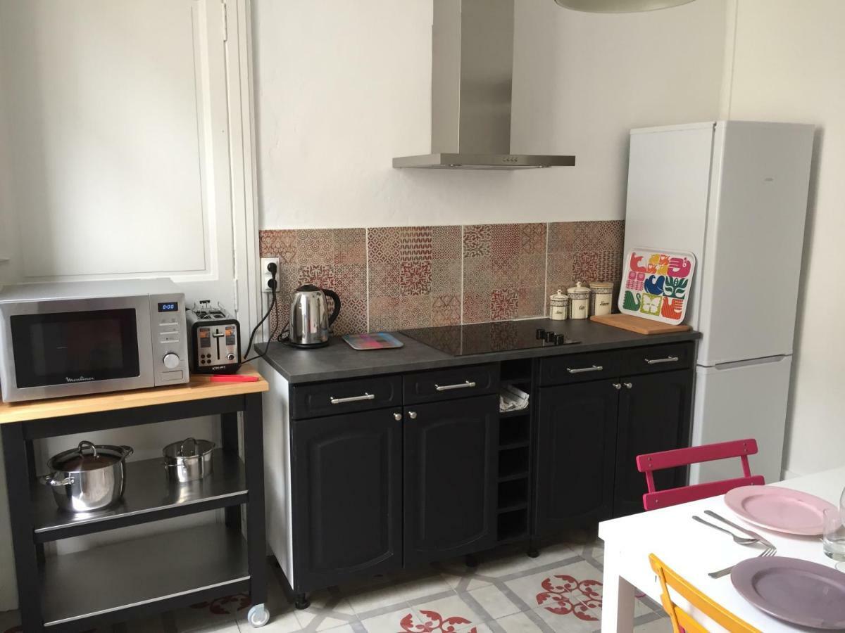 Chez Noelle Et Emmanuel Apartment มงต์เปอลิเยร์ ภายนอก รูปภาพ