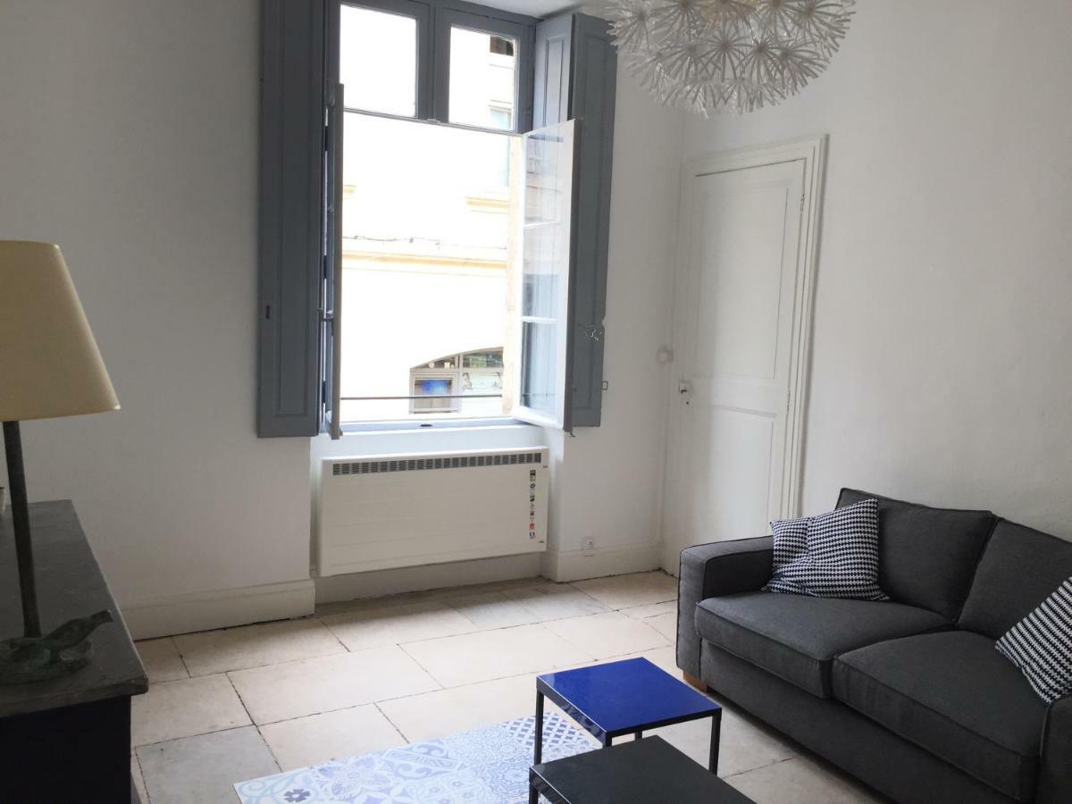 Chez Noelle Et Emmanuel Apartment มงต์เปอลิเยร์ ภายนอก รูปภาพ